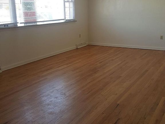 2nd image of 3638 Pueblo St
