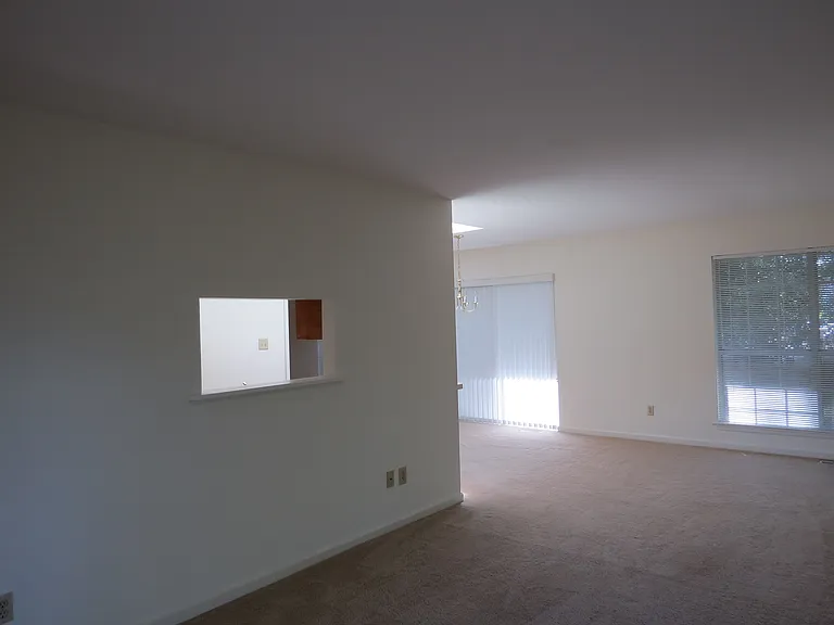 131 King Henry Way — Photo 12