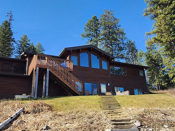 3rd image of 989 Lake Of The Woods Ln