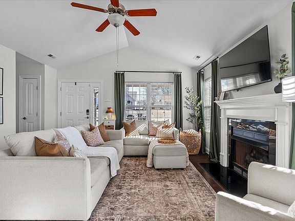 3rd image of 214 Orkney Rd