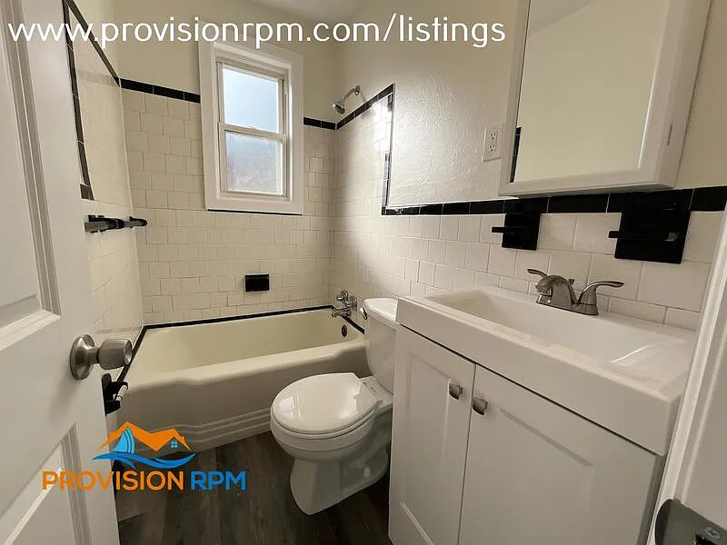 2 bed, 1.0 bath, 850 sqft, $1,075 — Photo 4