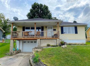 724 Broad St, Mount Pleasant, PA