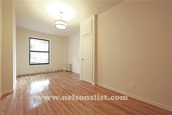 Rented by R New York | media 31