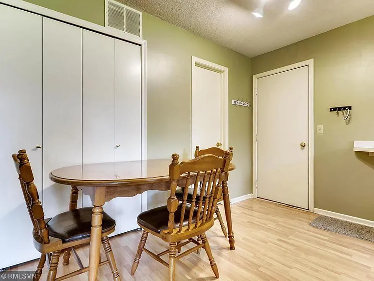 13359 Zenith Ln — Photo 6