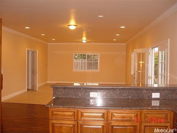 4th image of 7580 S McKinley Ave