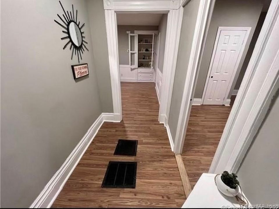 1st image of 34 Mahl Ave #1