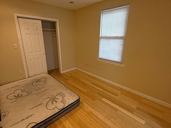 5th image of 2905 30th St SE APT 4