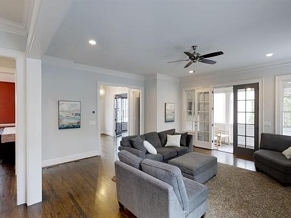 5th image of 1832 Rock Springs Ln NE