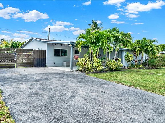 2nd image of 10000 Bahia Dr
