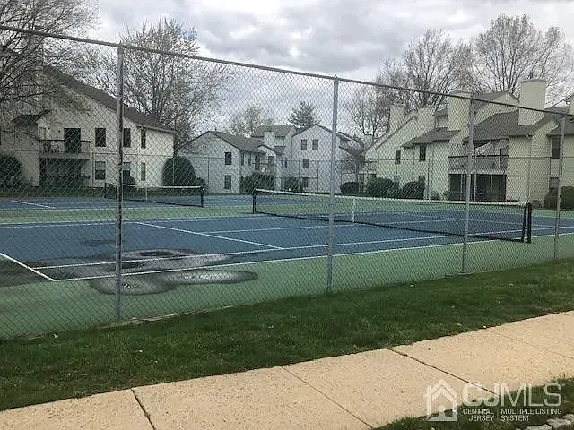 1 bed, 850 sqft, $2,100 — Photo 2