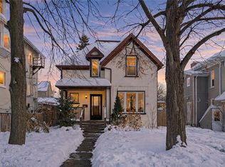 11 Heins Ave, Kitchener, ON N2G 1Z7