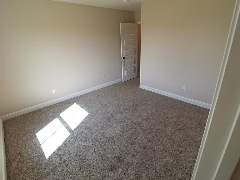 406 Noble Ct — Photo 22