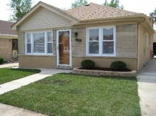1018 Cernan Dr, Bellwood, IL