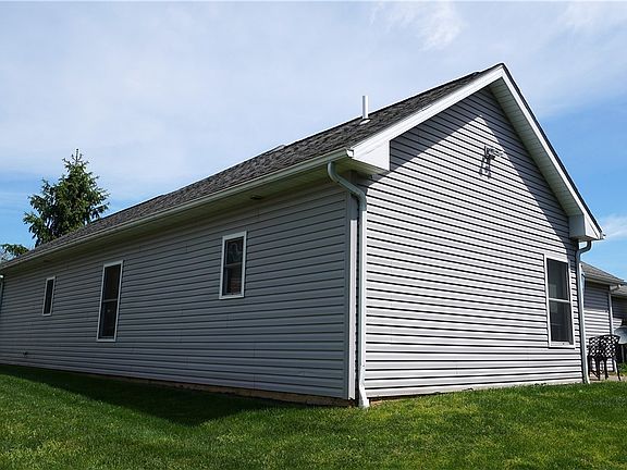 4th image of 1166 Cobblestone Dr