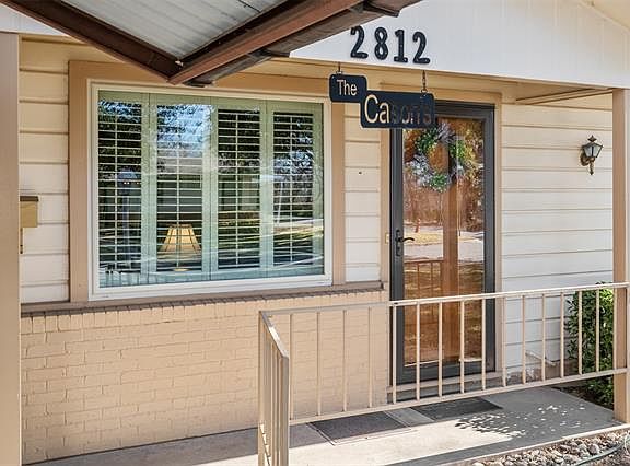 2nd image of 2812 Glen Cv