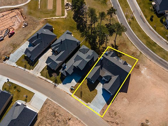 3rd image of 4501 N Rocking Chair Ln