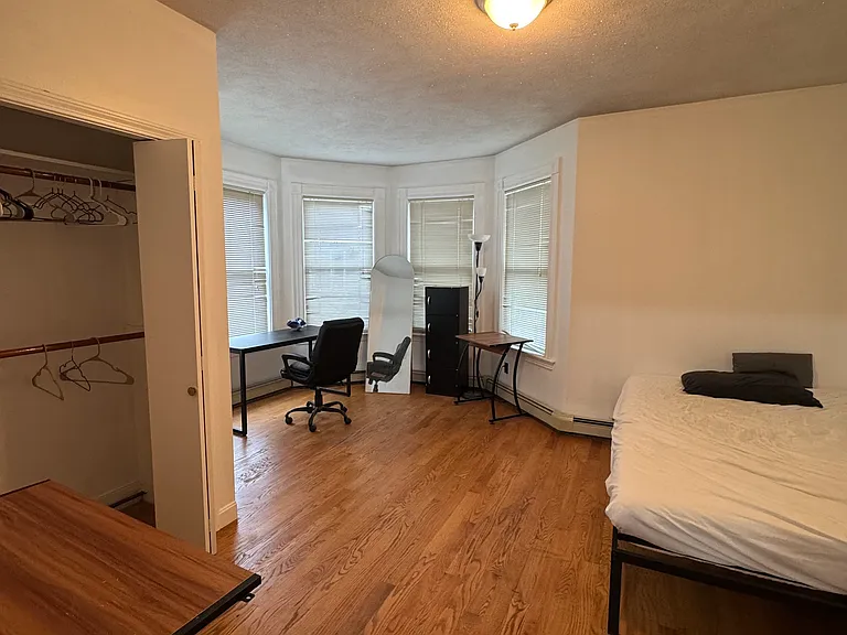 35 Fiske St #1 — Photo 24
