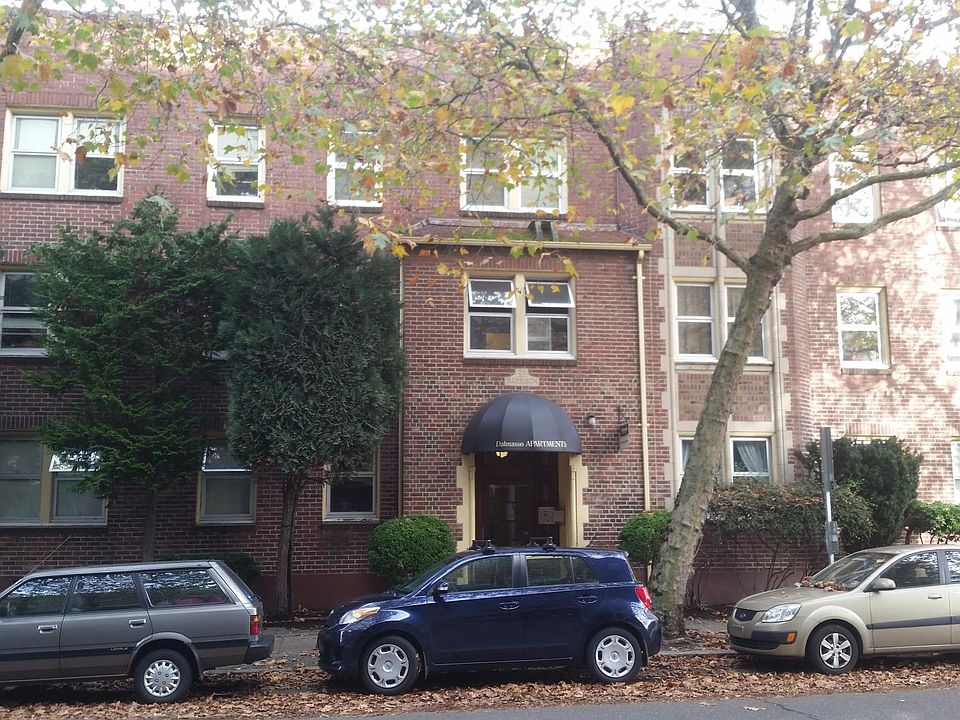 Front/Street View of Building