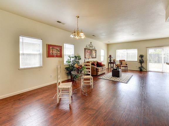 4th image of 1914 Leford Way