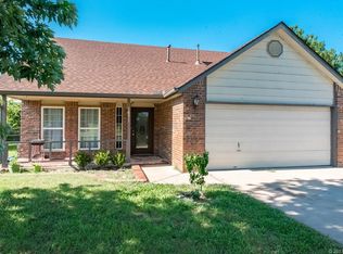 18011 E 103rd Pl N, Owasso, OK 74055