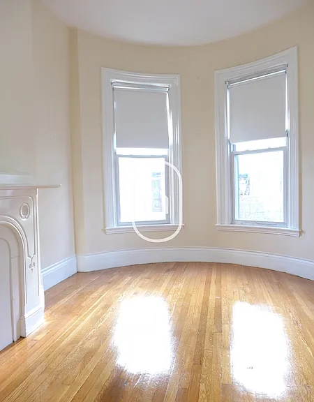 19 Worthington St — Photo 3
