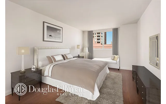 Rented by Douglas Elliman | media 25