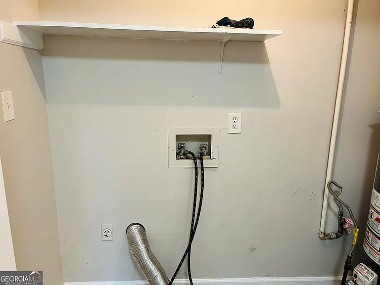 907 Silverwood Dr #907 — Photo 7