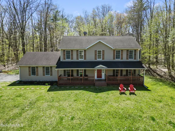 80 Rich St, North Adams, MA 01247