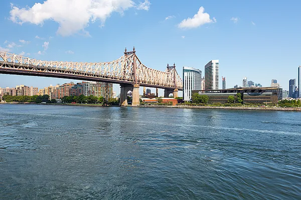 Sold by Compass | media 19