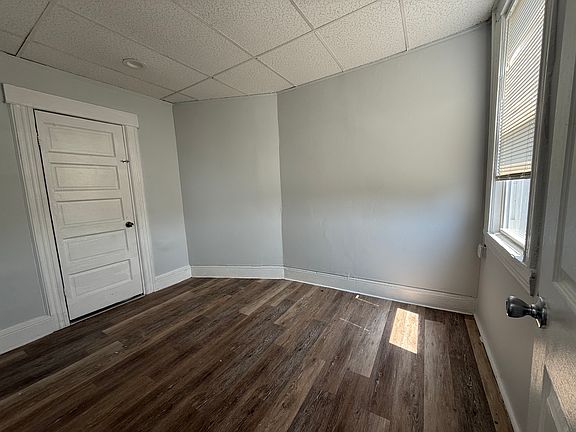 5th image of 240 Paterson Ave APT 5