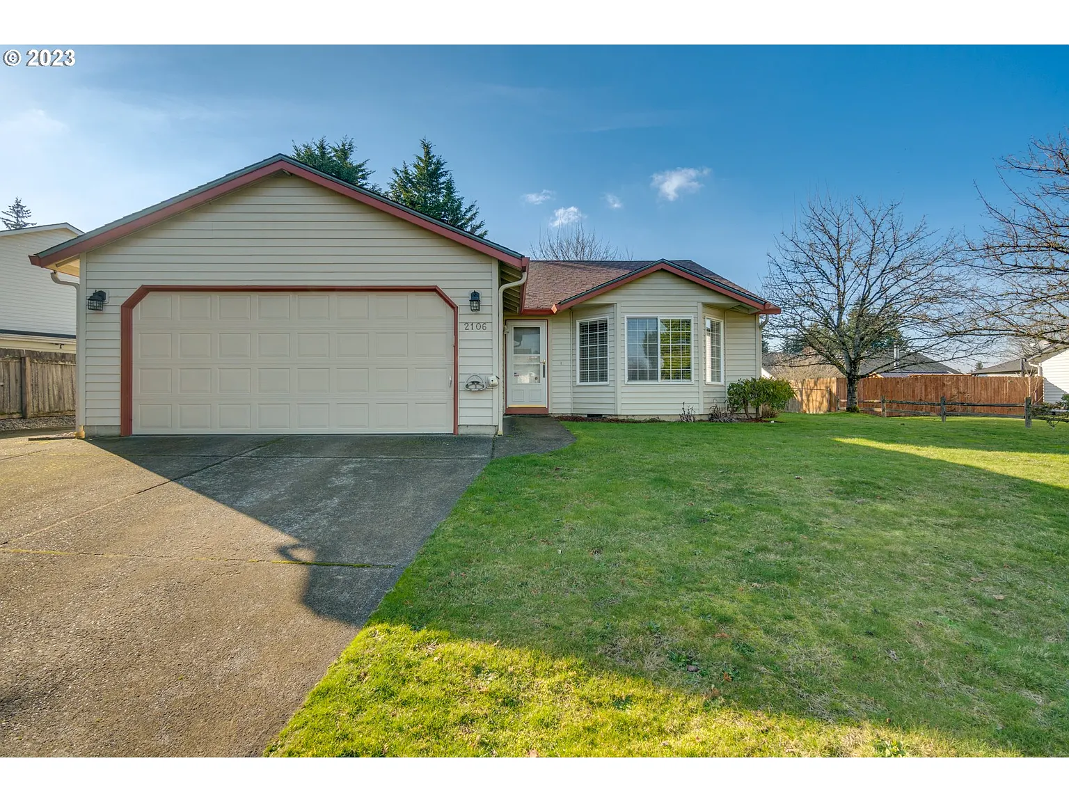 2106 NW 8th Ave photo 1