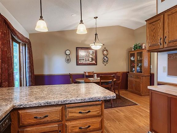 4th image of 2061 W Highview Dr