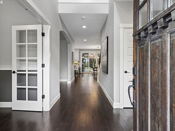 3rd image of 19302 Riverwood Ln
