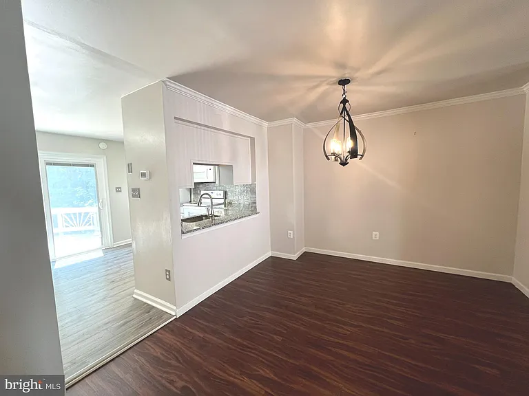 12102 Presidio Way — Photo 6
