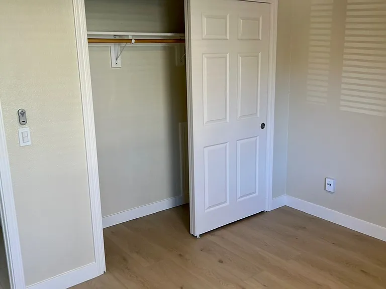 209 Stony Point Rd #E — Photo 19