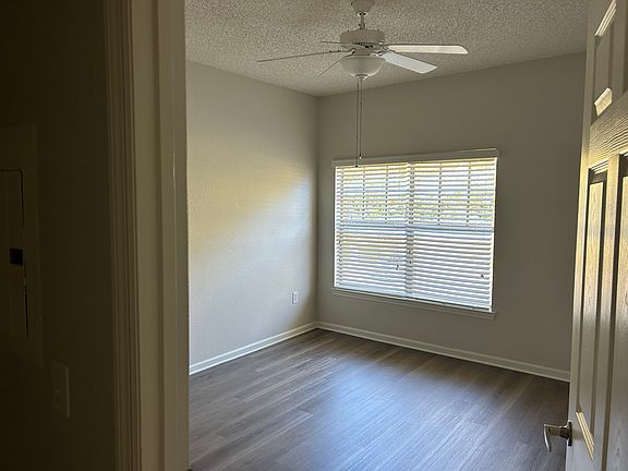 5th image of 1923 Arbor Lakes Cir