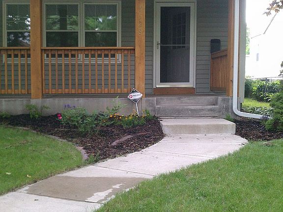 2nd image of 5528 37th Ave S