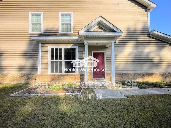 4th image of 6012 Newington Pl