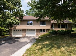 413 W Riverside Rd, Ames, IA 50010