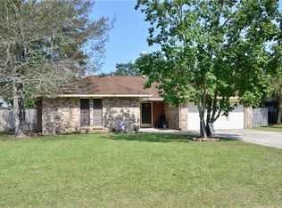 114 Goldenwood Dr, Slidell, LA 70461