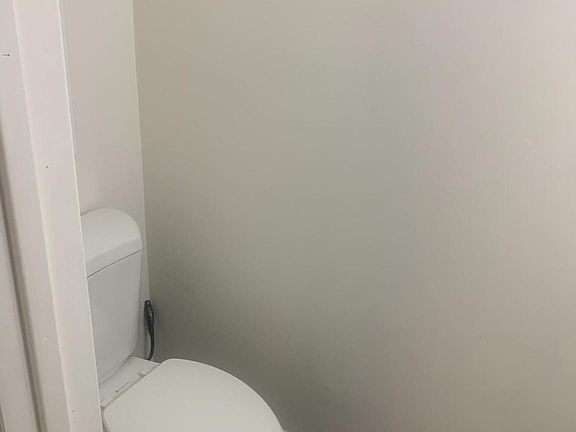 3rd image of 2405 Olden Ave