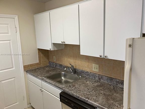 5th image of 2301 N Congress Ave APT 11