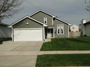 1094 Cathy Dr, Joliet, IL 60431