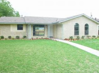2117 Sam Houston Blvd, Carrollton, TX 75006