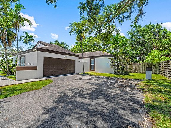3rd image of 15491 SW 153rd St
