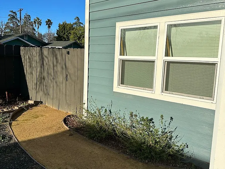 1321 Palm Ave #B — Photo 3