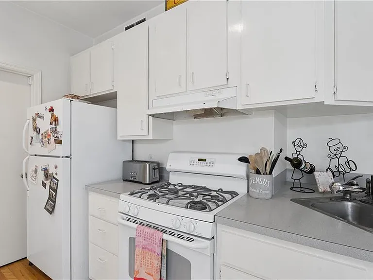 11 Polo Dr NE — Photo 8