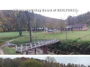 68 Matney Ln, Fort Gay, WV 25514