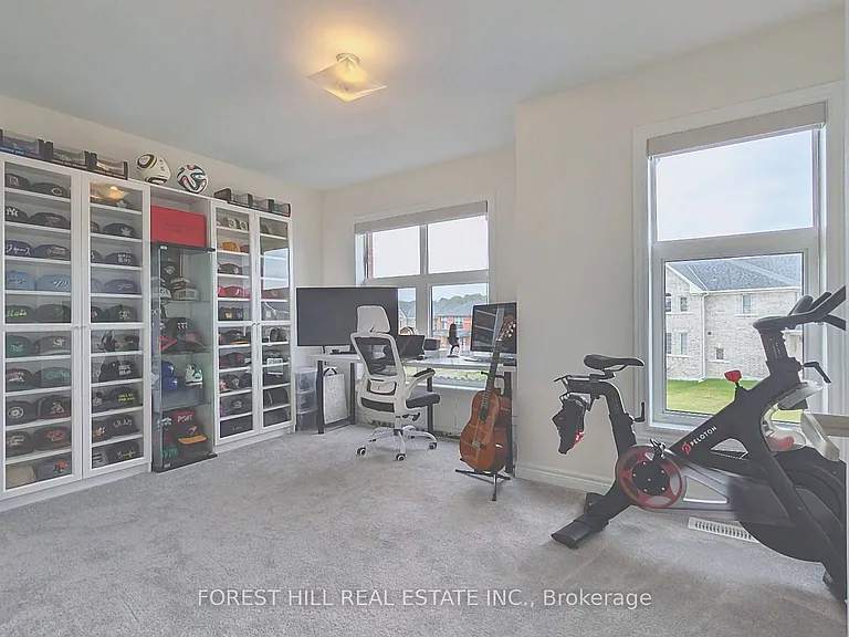 1362 Davis Loop — Photo 16
