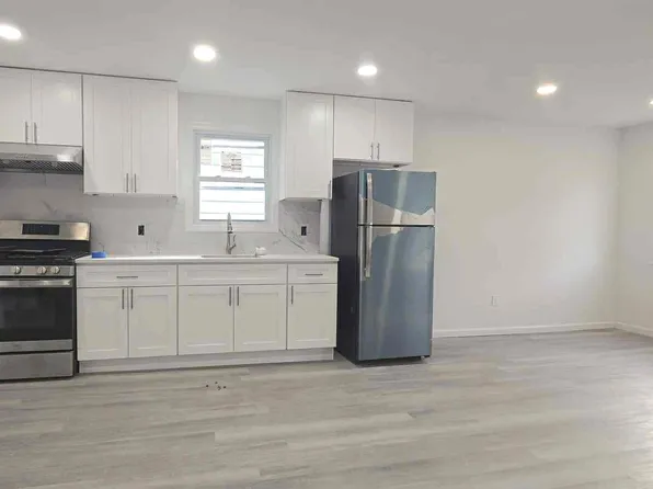 105-50 133rd Street image 5 of 32